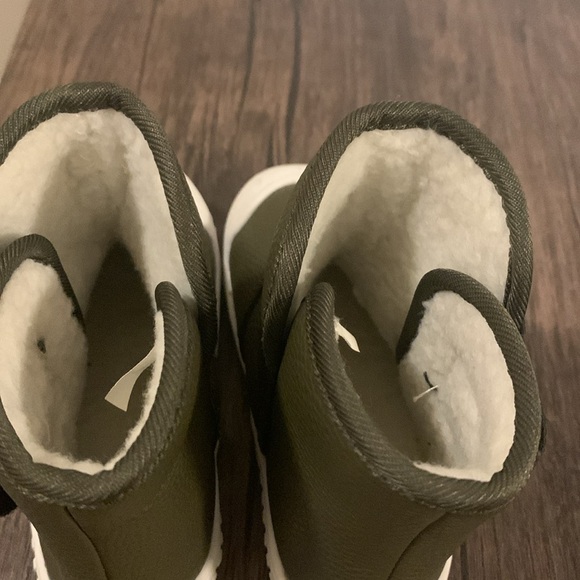 GAATPOT Snow Boots - Picture 5 of 5